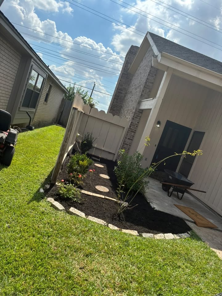Mulch refresh after